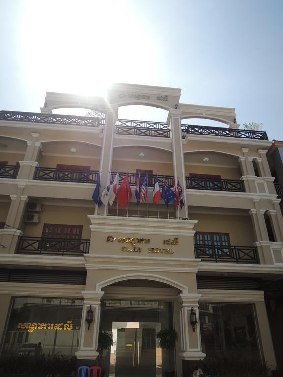 Daly Hotel Kampong Cham Exterior foto